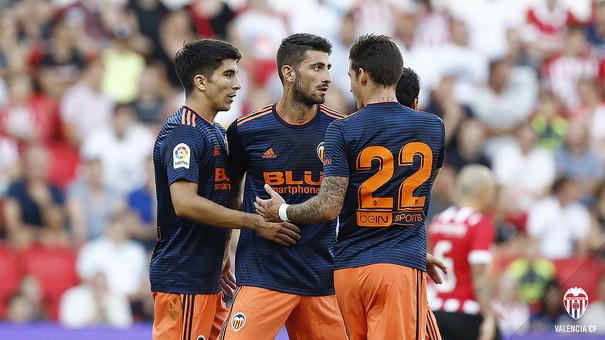 El Valencia celebra un gol en pretemporada (Foto: Lázaro de la Peña / Valencia CF).