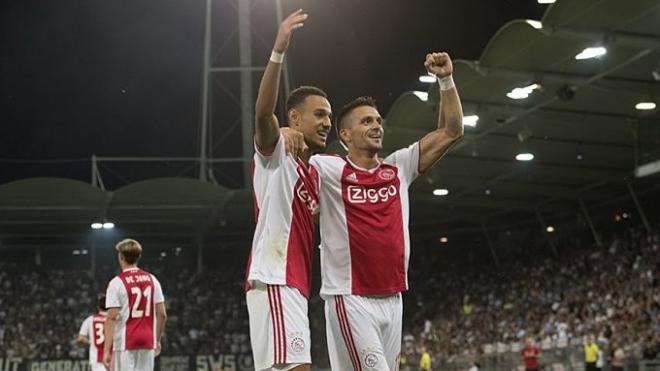 Tadic celebra un gol con el Ajax en el partido de previa de Champions ante el Sturm Graz.