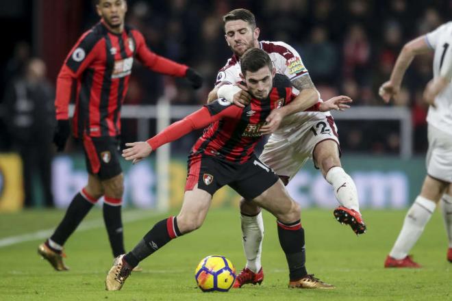 Lewis Cook, centrocampista del Bournemouth (AFCB).