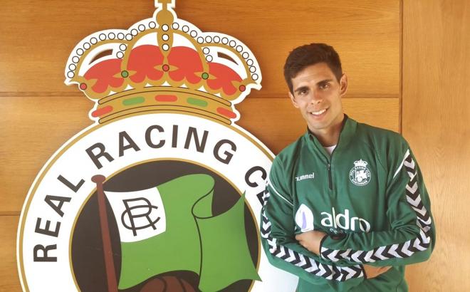 Óscar Gil, nuevo jugador del Racing de Santander.