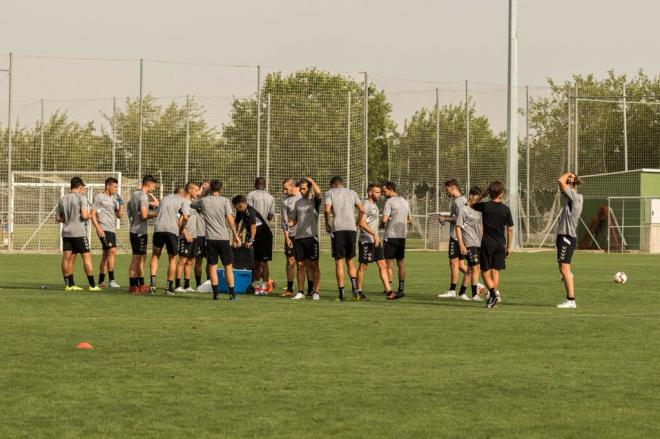 Los jugadores, durante una sesión en Zaratán (Foto: Real Valladolid).