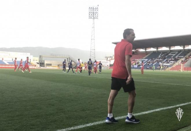 Rubén Baraja, durante el Chaves-Sporting de pretemporada (Foto: RSG).