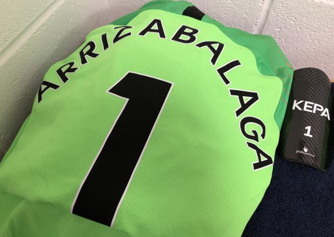 La camiseta de Kepa Arrizabalaga en el Chelsea con el doral 1 (Foto: Chelsea FC).