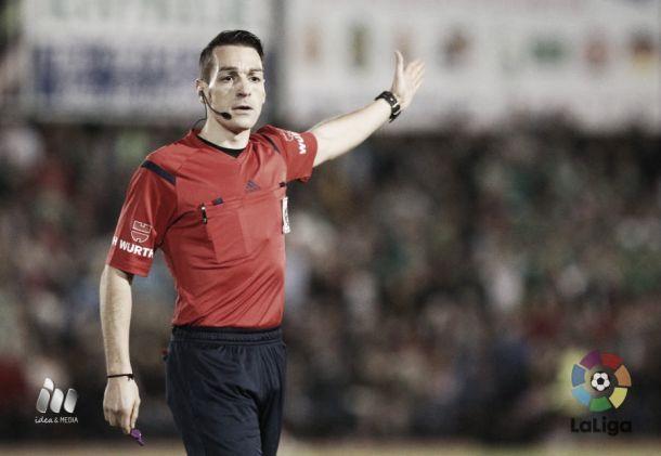 El navarro Prieto Iglesias, árbitro de LaLiga (Foto: LaLiga).