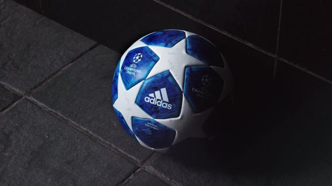 El nuevo balón de la Champions League.