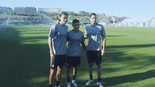 Enes Ünal, Leo Suárez y Duje Cop, en su primer entrenamiento con el Real Valladolid