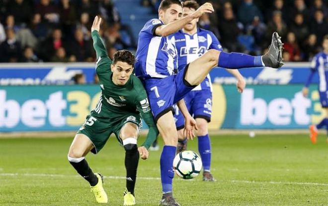 Marc Bartra, en el último partido ante el Alavés.