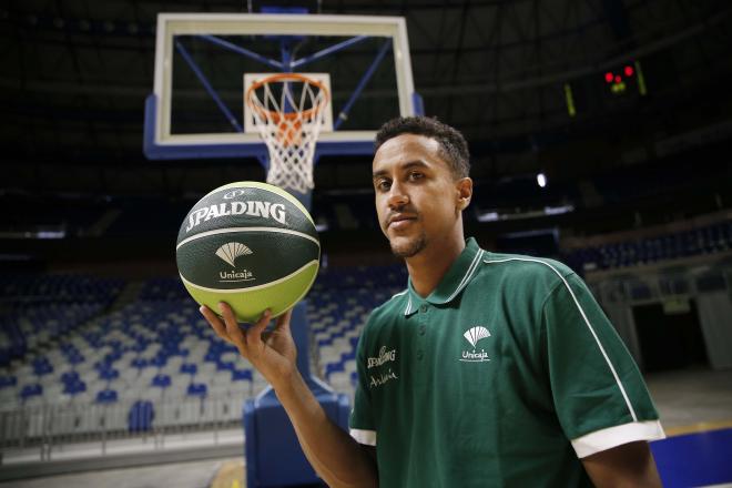 Brian Roberts, ensu presentación con el Unicaja.