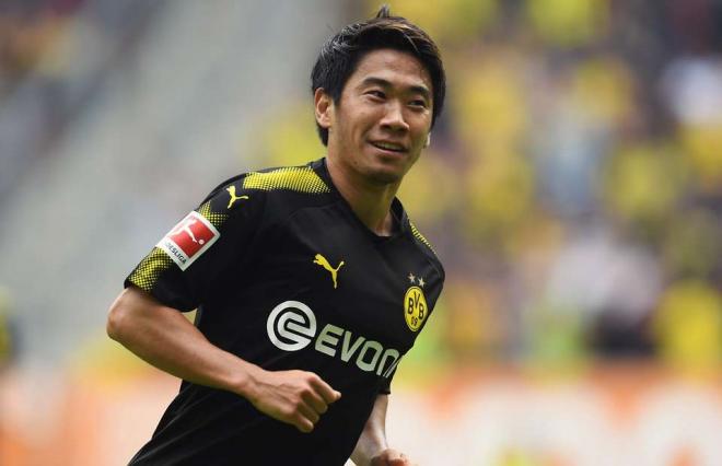 Kagawa celebra un gol con el Dortmund.