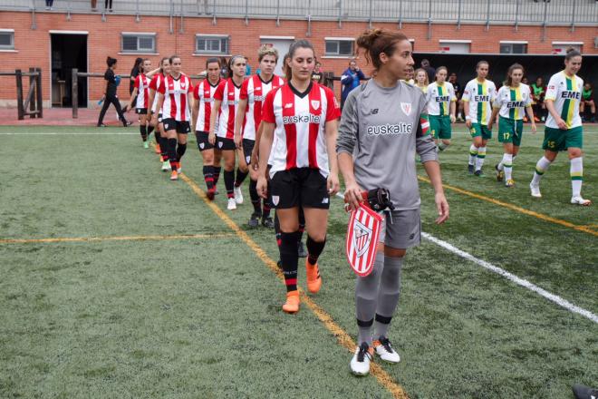 Athletic y Sani salen al campo de San Ignacio (Foto: Athletic Club).