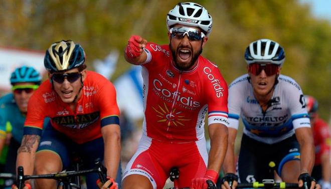 Bouhanni celebrando la victoria.