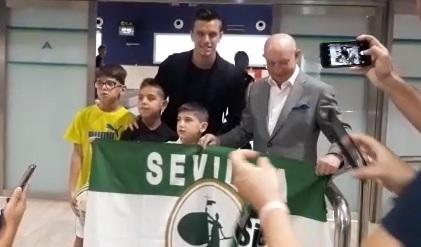 Lo Celso, a su llegada a Sevilla.