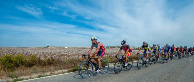 La prueba de ciclismo del Desafío Doñana 2017.