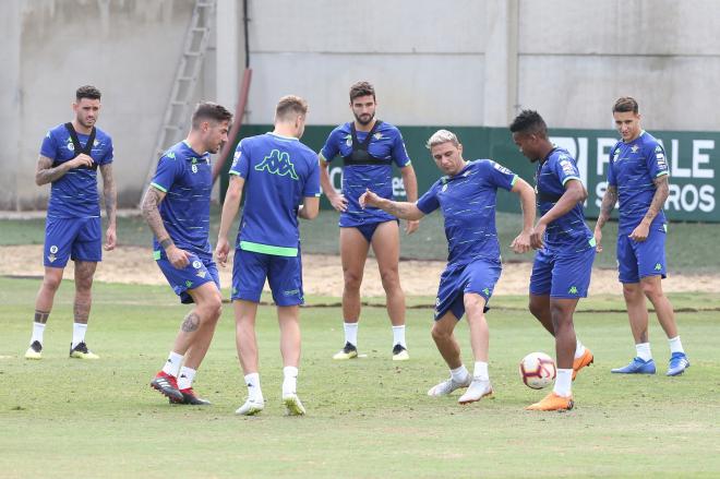 Entrenamiento del Betis tras ganar el derbi al Sevilla.