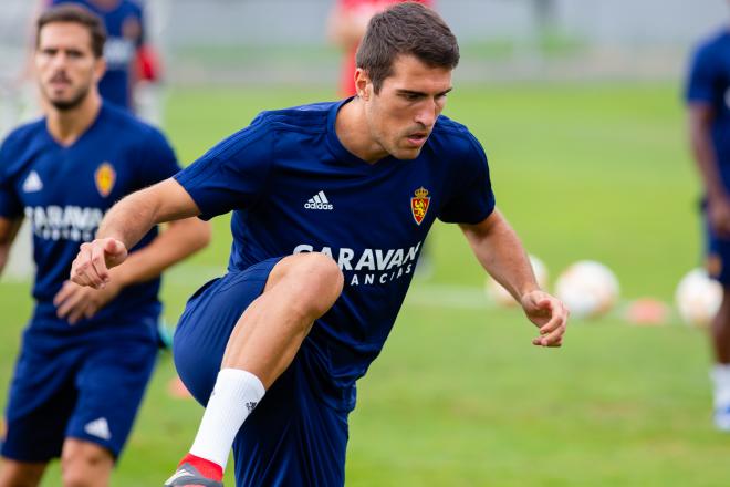 Zapater en un entrenamiento en la Ciudad Deportiva (Foto: Daniel Marzo).