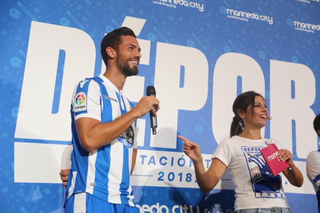 Pablo Marí, central del Deportivo, en el acto de presentación de los fichajes del conjunto coruñés (Foto: Iris Miquel).