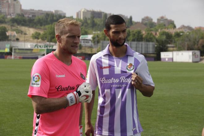 Yoel Rodríguez y Joaquín Fernández, en su presentación con el Real Valladolid (Foto: RV).