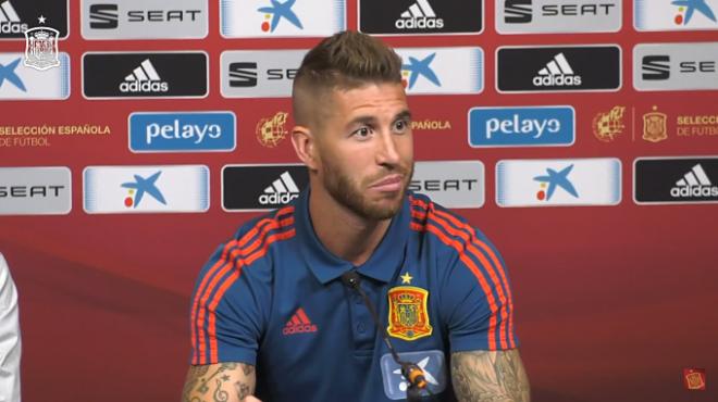 Sergio Ramos, durante su comparecencia de prensa previa al Inglaterra-España.