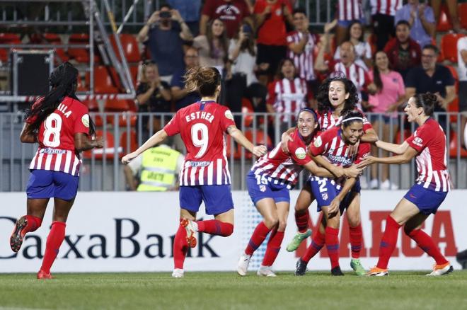 Las jugadoras del Atlético festejan el gol de Kenti Robles en la Champions femenina (Foto: ATM).