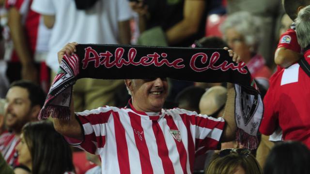 Un athleticzale en el partido en San Mamés ante el Real Madrid (Foto: LaLiga Santander).