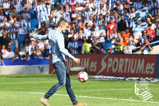 Agirretxe marcando el primer gol en Anoeta. (Foto: Real Sociedad)