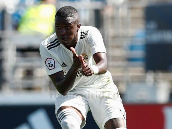 Vinícius, celebrando su gol.