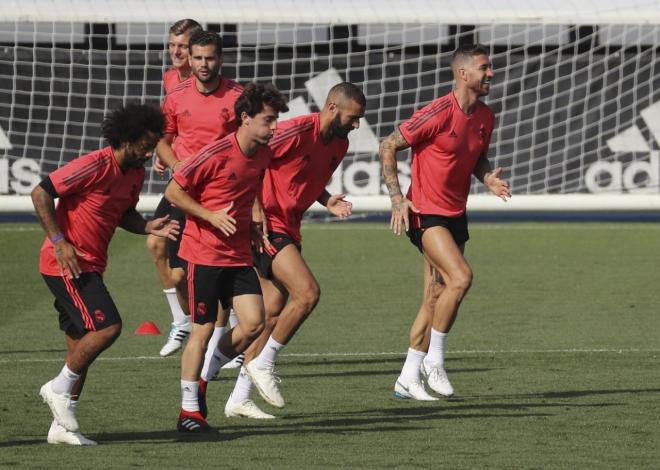 Marcelo, Odriozola, Benzema y Sergio Ramos, en un entrenamiento del Real Madrid.