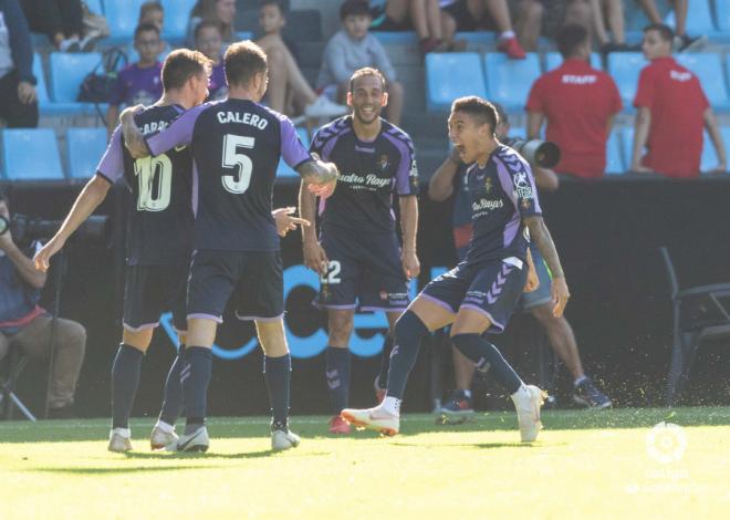 Leo Suárez celebra el tanto del empate del Pucela en Balaídos (Foto: LaLiga).