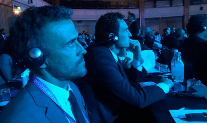 Luis Enrique y Molina, en la Conferencia de la FIFA.