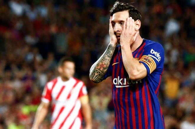 Messi lamenta una jugada en el Barcelona-Girona.