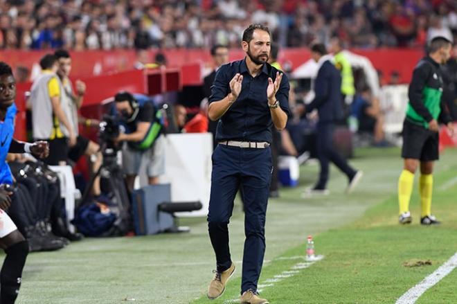 Machín, en el partido contra el Real Madrid. (Foto: Kiko Hurtado).