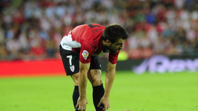 Beñat fatigado durante el partido ante el Villarreal (Foto LFP).