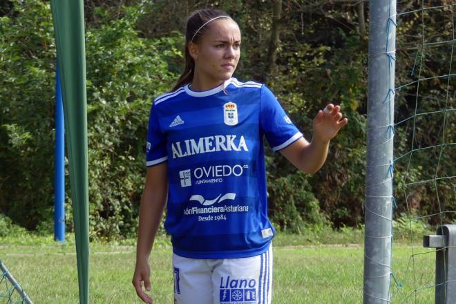 Laurina, durante un partido (Foto: RO Fem).