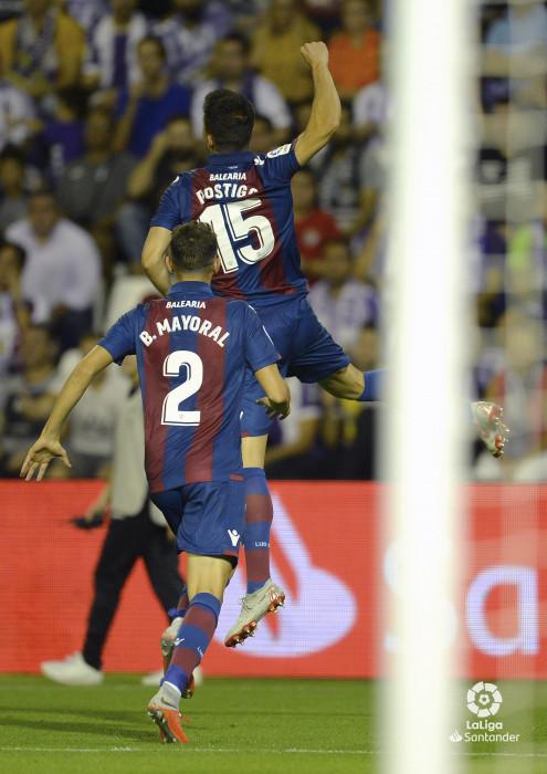 Postigo celebra su gol al Valladolid (LaLiga Santander).