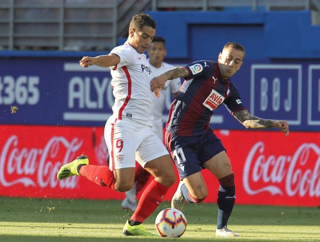 Un lance del Eibar-Sevilla (Foto: EFE).