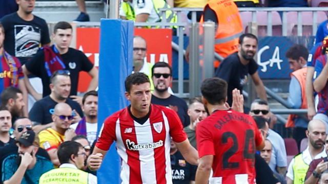 De Marcos hizo un partidazo con gol incluido en el Camp Nou (Foto: LFP).