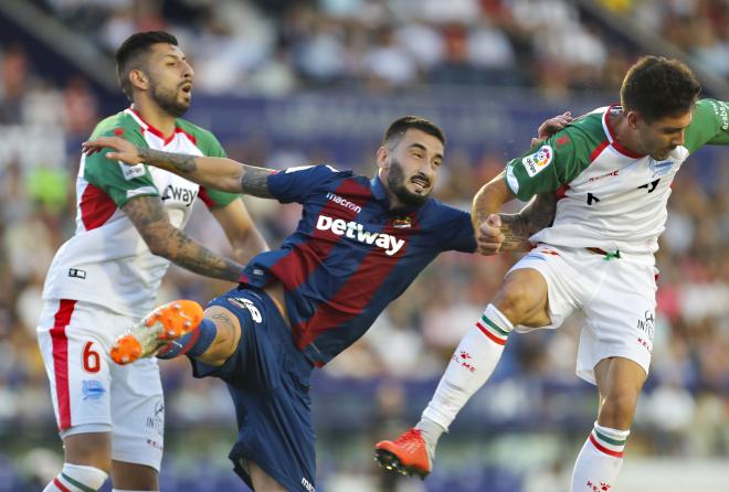 Cabaco, durante el partido contra el Alavés (David González).