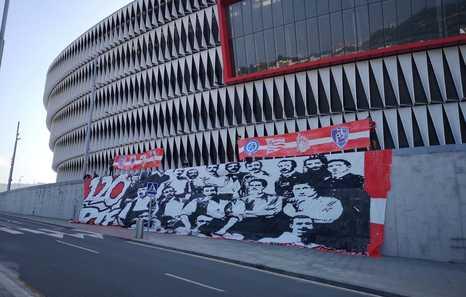 El 'Tifo' elaborado por la ICHH y que no podrá lucirse en San Mamés ante la Real Sociedad (Foto: Naiz).