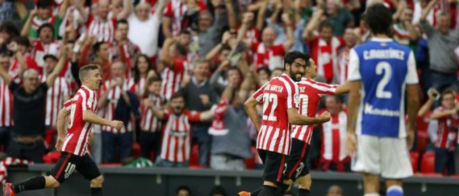 Llega el derbi ante la Real Sociedad en San Mamés, un partido siempre remarcado (Foto: EFE)