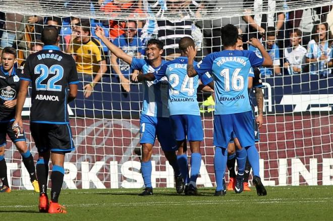 'Chory' Castro celebra un gol ante el Dépor en La Rosaleda (Foto: EFE).