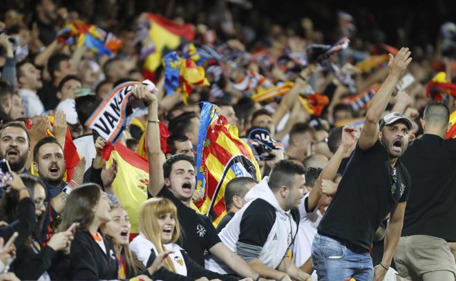 Mestalla durante el Valencia-Barcelona (Foto: David González)
