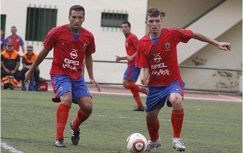 Maikel Padrón, durante un partido de fútbol.