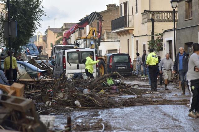 Aspecto que presentaba el centro de la localidad de Sant Llorenç des Cardassar tras la riada.