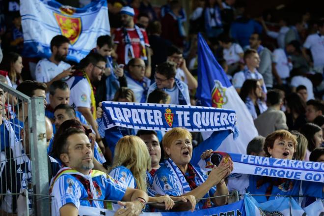 Afición del Real Zaragoza en Los Pajaritos (Foto: Daniel Marzo).
