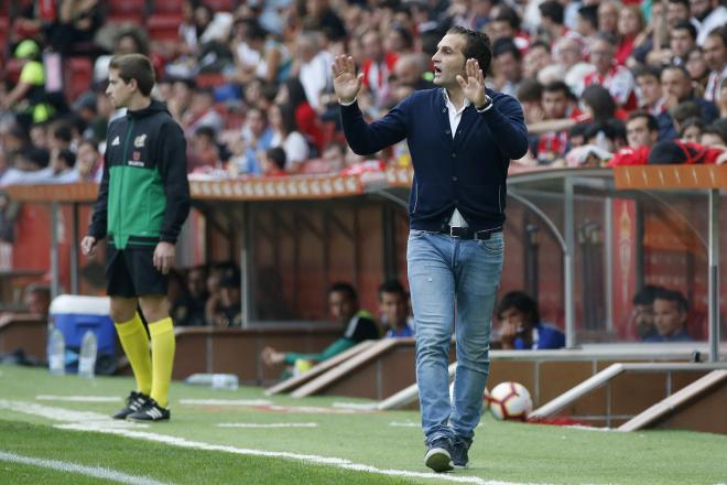 Rubén Baraja, durante el Sporting-Reus (Foto: Luis Manso).