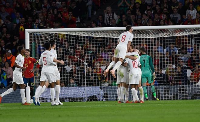 Celebración de uno de los goles de Inglaterra (Foto: Kiko Hurtado).