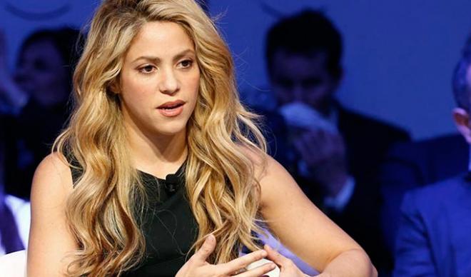 Shakira y su defensa en el juicio