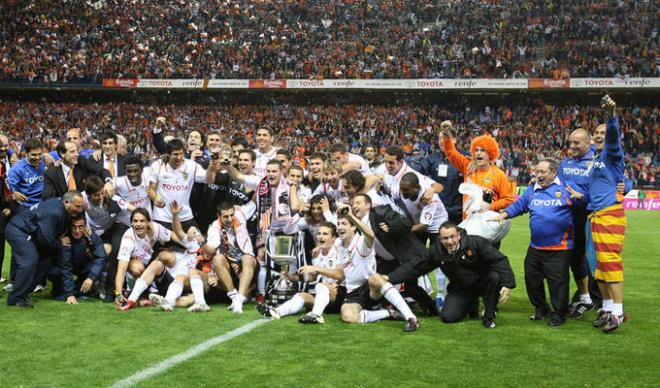 Celebración de la última Copa del Rey del Valencia. Fuente: eldesmarque