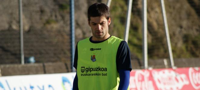 Mikel Labaka entrenando en Zubieta.