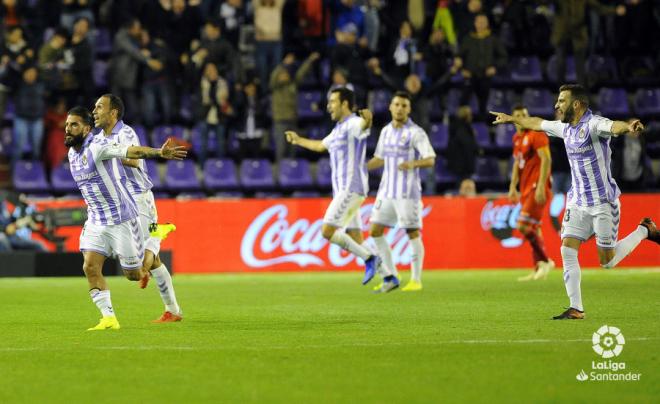 Daniele Verde celebra junto a sus compañeros el gol ante el Espanyol (Foto: LaLiga).